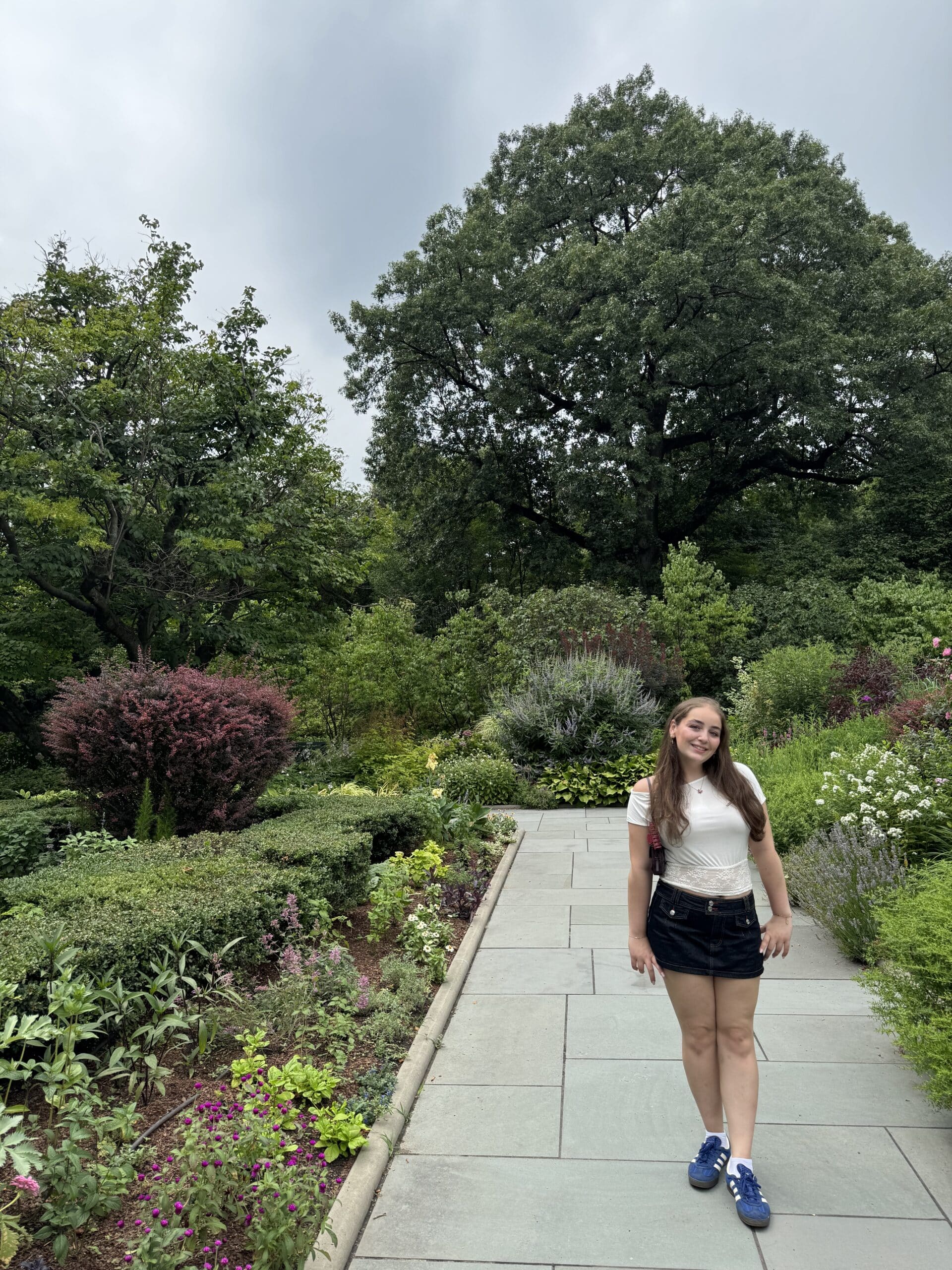 Beyond the Clinical Setting: My Summer at Sharsheret